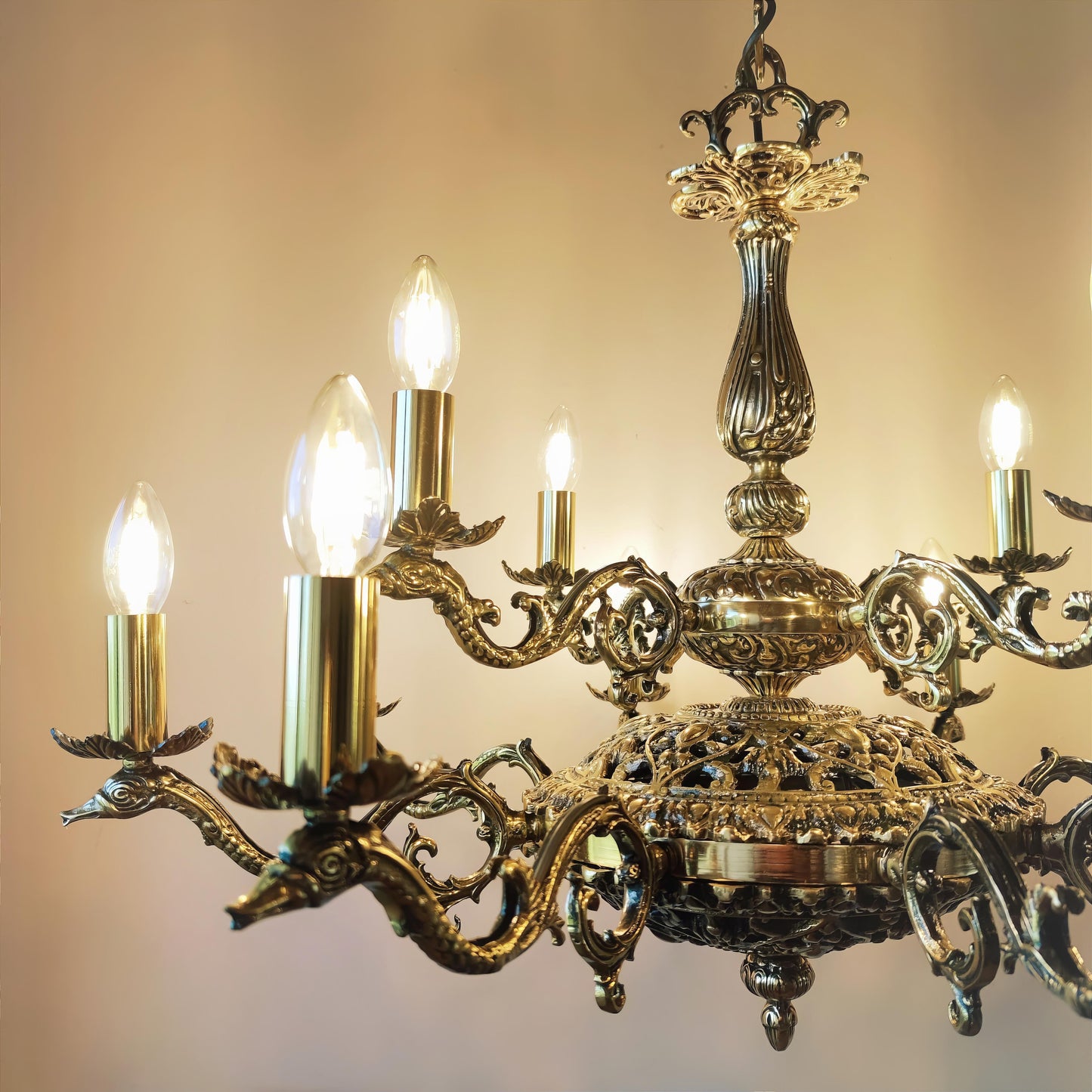 Луксозен старинен месингов полилей на две нива | тип свещ | 12 рамена | стил класически барок | ПO 10 |