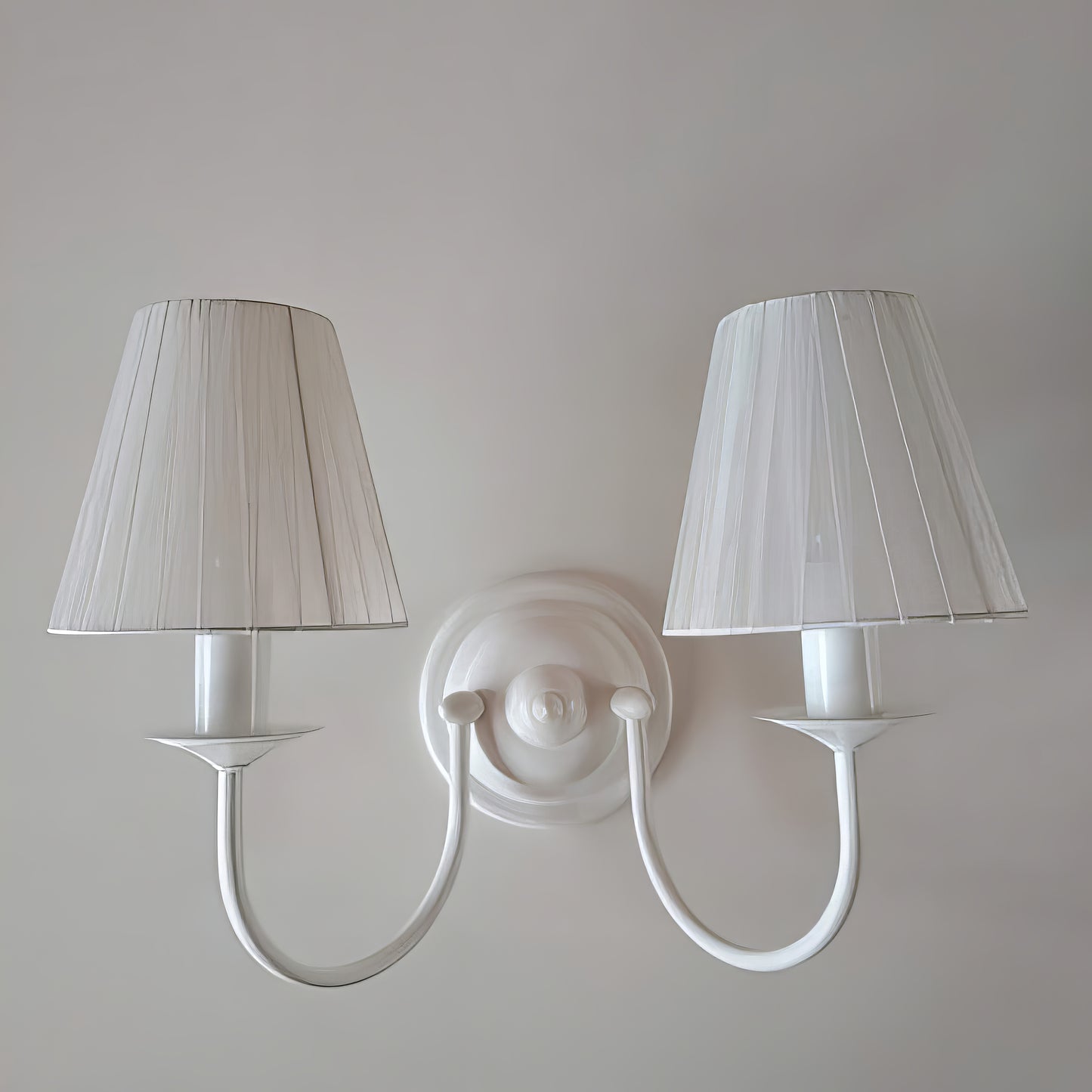 Метален Kласически Aплик | стенна двойна лампа | тип свещ | БЕЗ / С Абажур | Б A 12 |