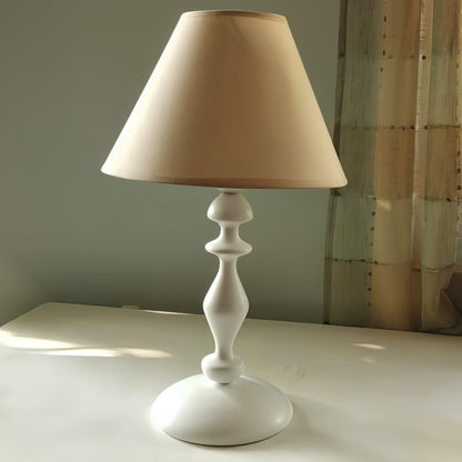 Класическа настолна/ нощна лампа | Материал: Дърво | Б НЛ 17 |