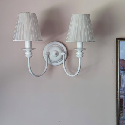 Модерен двоен класически аплик тип свещ | БЕЗ/С текстилни абажури | метален | Б A 14 |