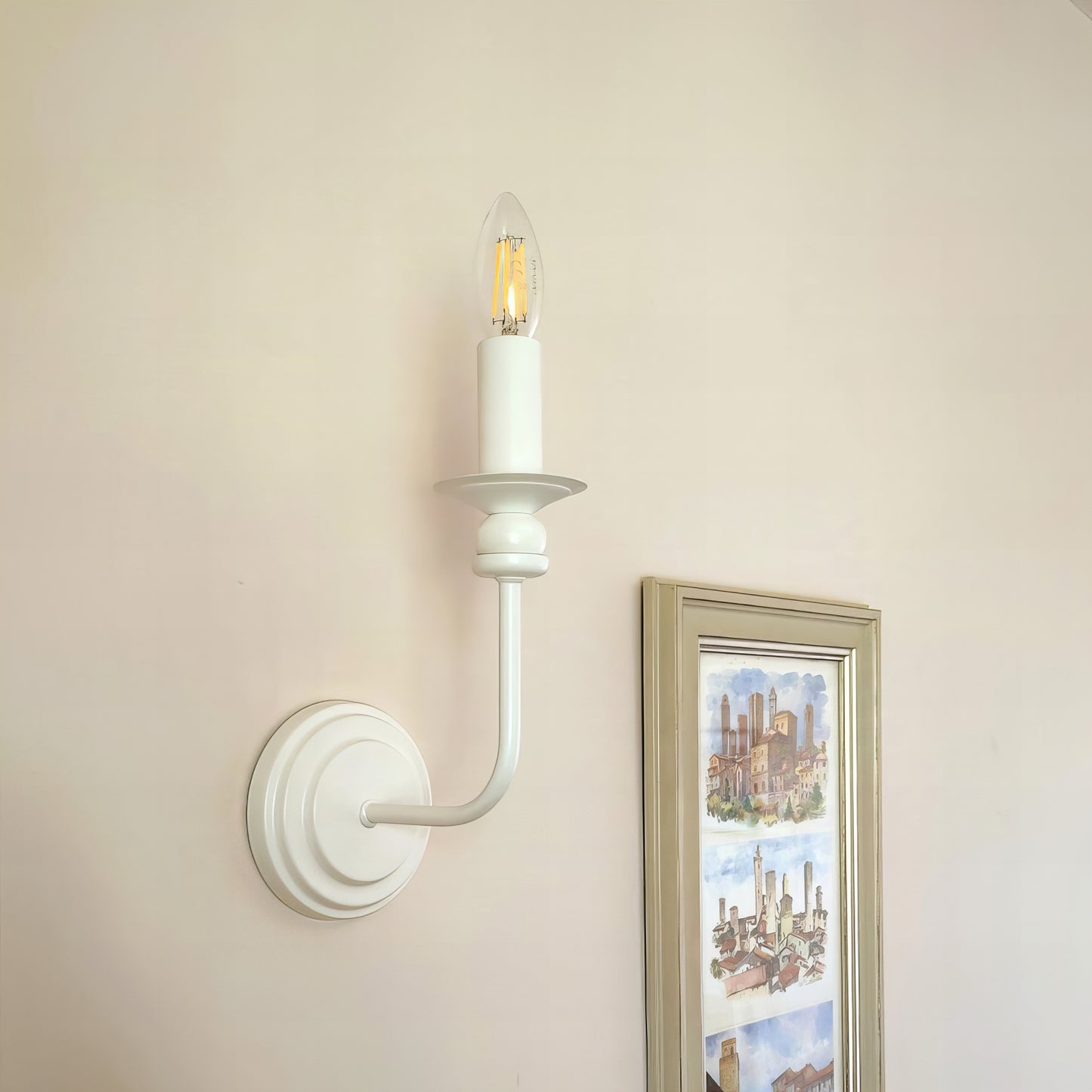 Модерен единичен аплик | Tип Свещ | Стенна лампа | БЕЗ/С текстилен абажур | Б A 21 |