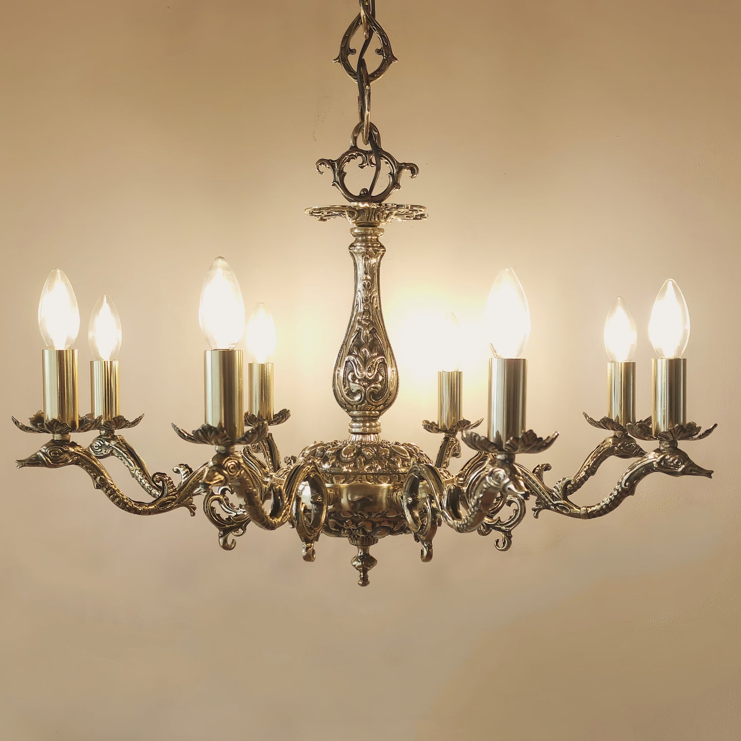 Луксозен старинен полилей | класически барок с 8 рамена | Mасивен месинг | тип свещ  | БЕЗ/С Абажури | ПO 31 |